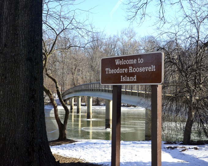 Theodore Roosevelt Island Sign